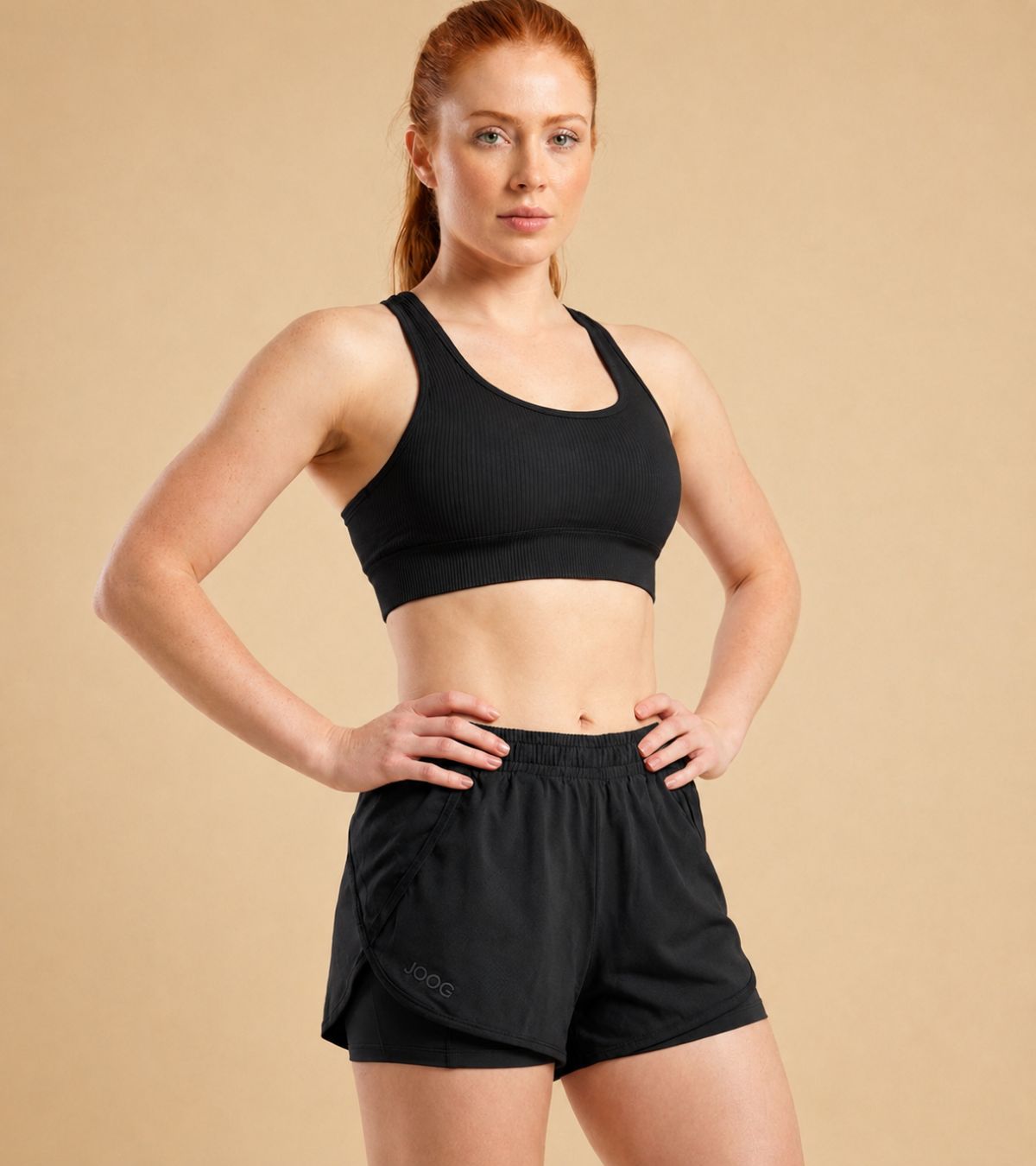 Top fitness JOOG Preto com modelagem anatômica